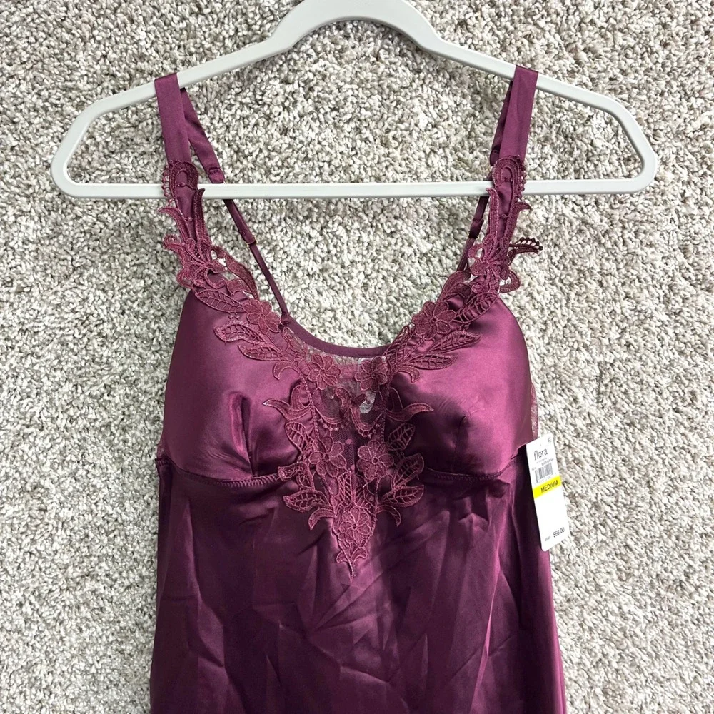 Flora Nikrooz Night Dress Women's M Bordeaux Lace Trim Satin Nightgown NWT